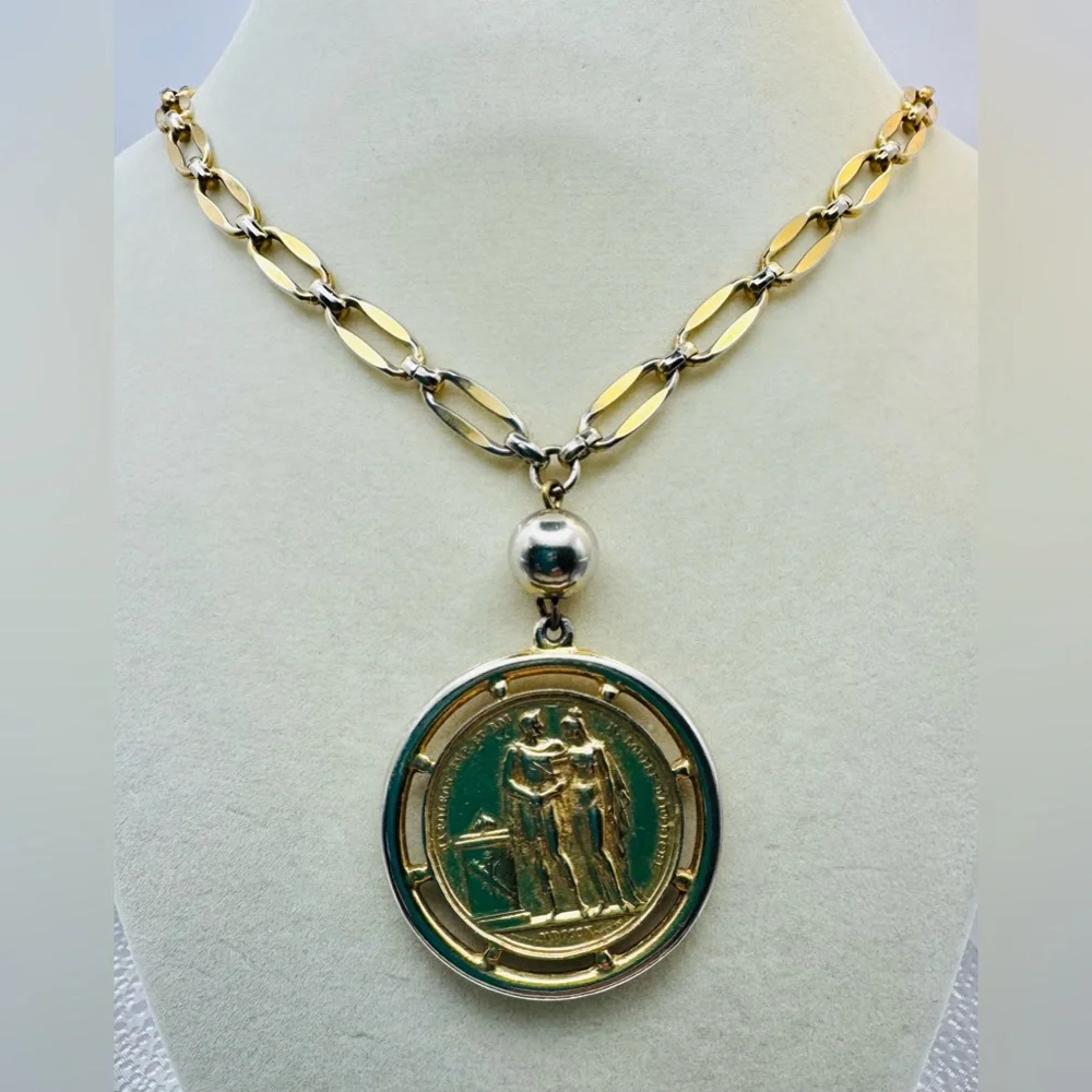 Vintage Monet Signed Goldtone Reversible Coin Pendant Chain Necklace RARE